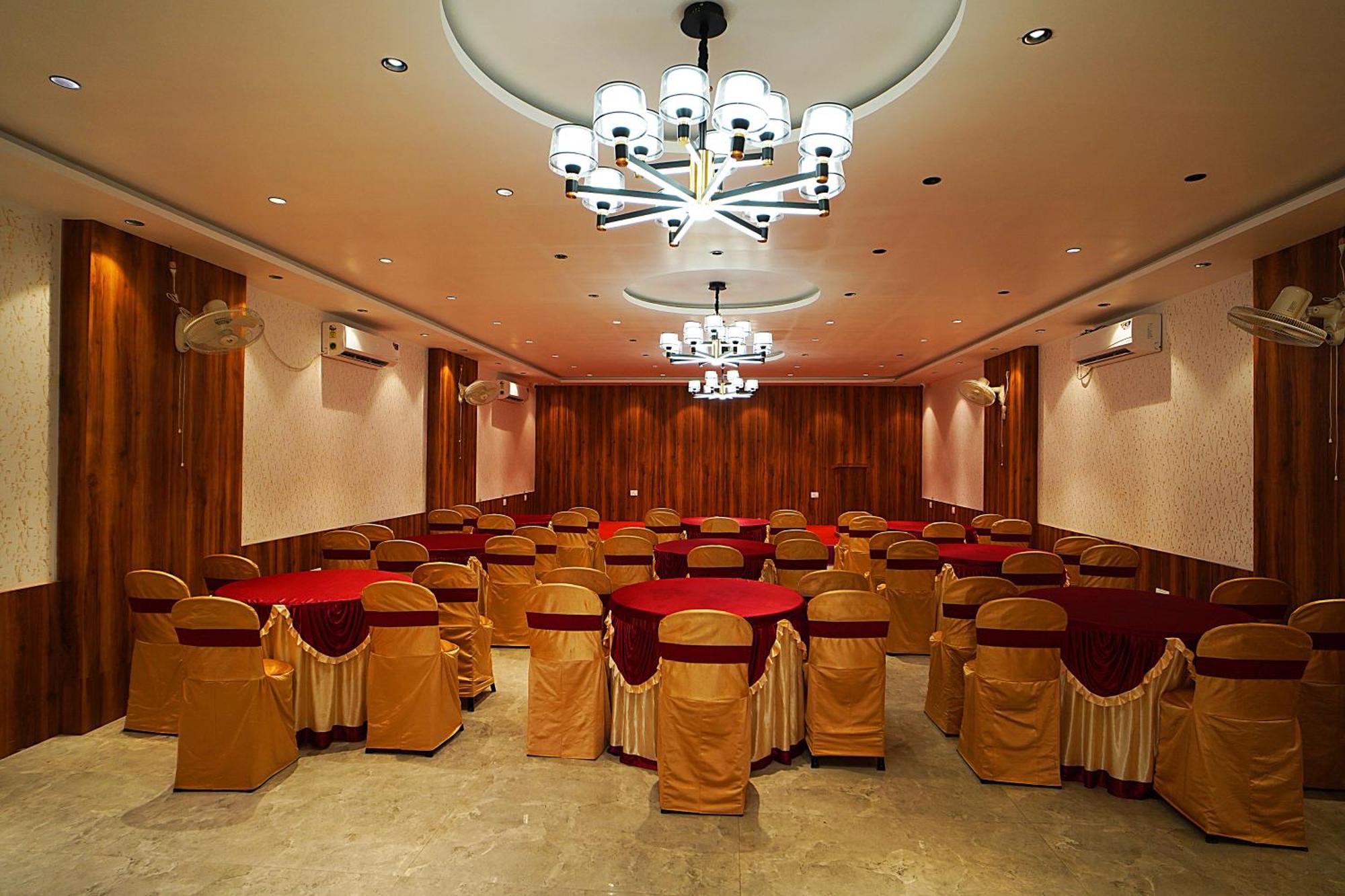 Blue Waves Hotel Tajpur Экстерьер фото